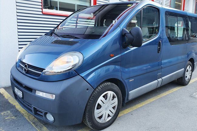 Opel Vivaro - Profil avant