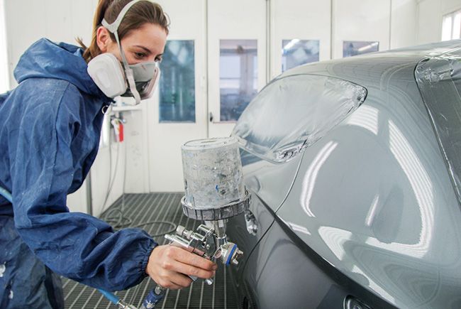 Giclage d'une carrosserie de voiture